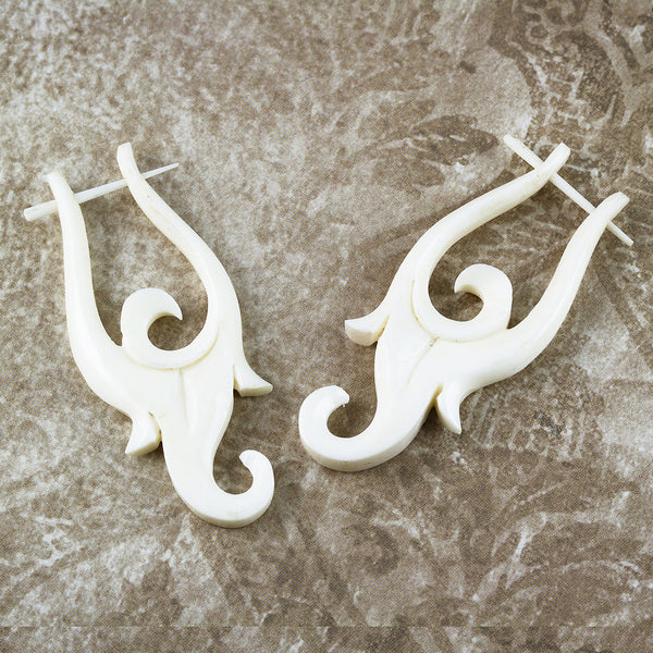 <span>ERB-737<span>: </span></span>Jaqueline Earrings - Bone